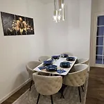 Lux Maya 1 Apartment *